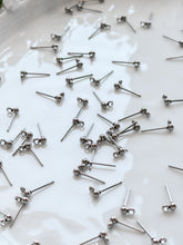 Load image into Gallery viewer, Surgical Stainless Steel Ball End Posts with Horizontal Loop (Option B) 50pcs/bag