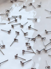Load image into Gallery viewer, Surgical Stainless Steel Ball End Posts with Horizontal Loop (Option B) 50pcs/bag