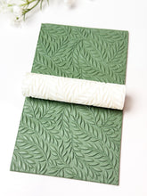 Load image into Gallery viewer, Leafy Vines Texture Roller