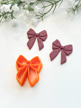 Load image into Gallery viewer, Double Bow Polymer Clay Cutter