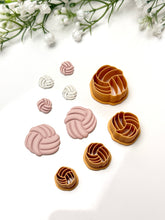 Load image into Gallery viewer, Knot Polymer Clay Cutter
