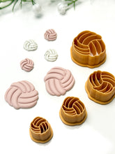 Load image into Gallery viewer, Knot Polymer Clay Cutter