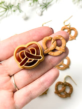 Load image into Gallery viewer, Pretzel Polymer Clay Cutter