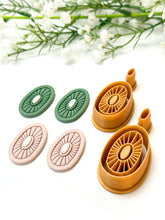 Load image into Gallery viewer, Embedded Corduroy Oval Polymer Clay Cutter