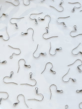 Load image into Gallery viewer, 316 Surgical Stainless Steel Fish Hooks 50pcs/bag