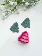 Load image into Gallery viewer, Christmas Tree Detailed Polymer Clay Cutter