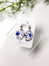 Load image into Gallery viewer, The Purple Flower Organic Dangles