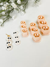 Load image into Gallery viewer, Skulls Triple Dangle Halloween 2025 Polymer Clay Cutter