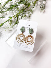 Load image into Gallery viewer, The Organic Circles