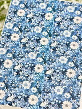 Load image into Gallery viewer, Transfer Paper 720 Winter Florals | Image Water Transfer