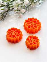 Load image into Gallery viewer, Succulent Flower Spring Polymer Clay Cutter