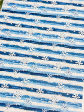 Load image into Gallery viewer, Transfer Paper 744 Snowflakes & Stripes | Image Water Transfer