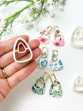 Load image into Gallery viewer, Organic Triangle Donut Polymer Clay Cutter PCC1797