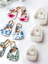 Load image into Gallery viewer, Organic Triangle Donut Polymer Clay Cutter PCC1797