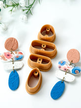 Load image into Gallery viewer, Quadruple Pebble Dangle #2 with Drill Guides Polymer Clay Cutter PCC1800