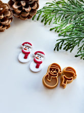 Load image into Gallery viewer, Snowman Detailed Polymer Clay Cutter Set