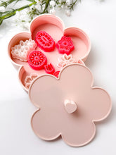 Load image into Gallery viewer, 3D Printed Flower Storage Container