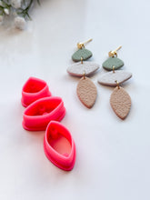 Load image into Gallery viewer, Diamond Pebbles with Drill Guides Polymer Clay Cutters Set