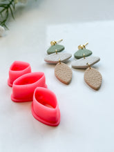 Load image into Gallery viewer, Diamond Pebbles with Drill Guides Polymer Clay Cutters Set