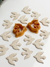 Load image into Gallery viewer, Bird Polymer Clay Cutter PCC1868