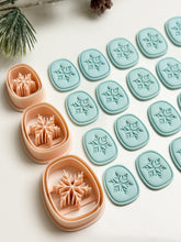 Load image into Gallery viewer, Snowflake Frame Polymer Clay Cutter PCC1902