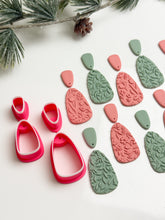 Load image into Gallery viewer, Organic Long Triangle Duo Polymer Clay Cutters PCC1886