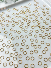 Load image into Gallery viewer, High-Quality 18K Shiny Gold Plated Plated Brass Open Jump Rings 200pcs/bag