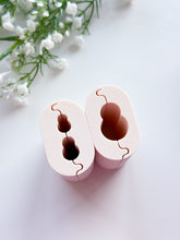 Load image into Gallery viewer, Snowman Bead Roller PCC1920