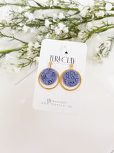 Load image into Gallery viewer, The Textured Skull Circles