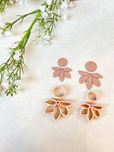 Load image into Gallery viewer, Half Clematis Polymer Clay Cutter Set