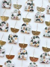 Load image into Gallery viewer, The All Things Christmas Arches