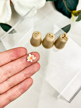 Load image into Gallery viewer, Orchid Micro Polymer Clay Cutter Set