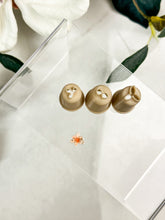 Load image into Gallery viewer, Orchid Micro Polymer Clay Cutter Set