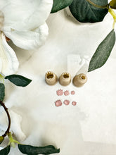 Load image into Gallery viewer, Lilly of the Valley Petal Micro Polymer Clay Cutter