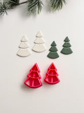 Load image into Gallery viewer, Christmas Tree Rounded Set with Drill Guides Polymer Clay Cutter