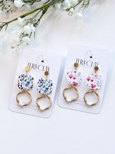 Load image into Gallery viewer, The Organic Square Dangles