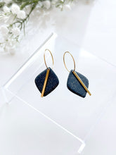 Load image into Gallery viewer, The Gianna in Speckled Black (also in silver)