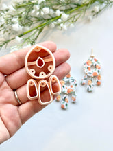 Load image into Gallery viewer, Organic Oval Dangle Set Polymer Clay Cutters with Drill Guides