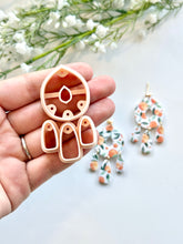 Load image into Gallery viewer, Organic Oval Dangle Set Polymer Clay Cutters with Drill Guides