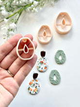 Load image into Gallery viewer, Chunky Organic Oval Donut Polymer Clay Cutter with Drill Guides