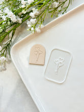 Load image into Gallery viewer, Heart Balloons Acrylic Texture Tile | Acrylic Embossing Stamp