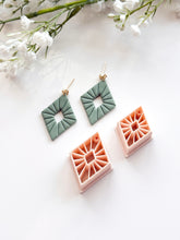 Load image into Gallery viewer, Rhombus Detailed Donut Polymer Clay Cutter with Drill Guides
