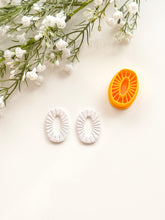 Load image into Gallery viewer, Detailed Oval Donut Polymer Clay Cutter