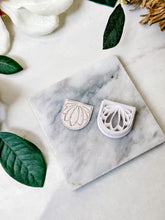 Load image into Gallery viewer, Framed Lotus Arch Polymer Clay Cutters