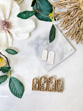 Load image into Gallery viewer, Leafy Tall Arch Polymer Clay Cutters