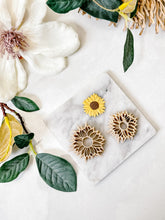 Load image into Gallery viewer, Sunflower Polymer Clay Cutters