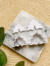 Load image into Gallery viewer, Pointy Wavy Arch - The Leslie