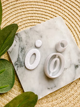 Load image into Gallery viewer, Organic Oval Clay Cutter Set