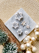 Load image into Gallery viewer, Snowflake Christmas Clay Cutters