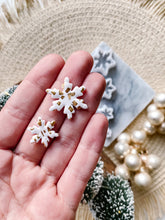 Load image into Gallery viewer, Snowflake Christmas Clay Cutters